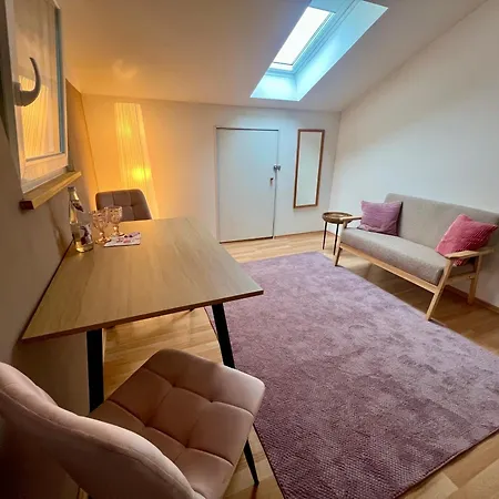 Проживание в семье With A Skylight - Gemuetliches Zwischen Muenchen Und Rosenheim *