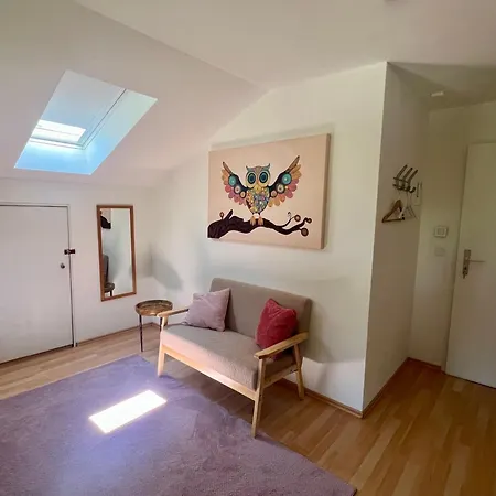 With A Skylight - Gemuetliches Zwischen Muenchen Und Rosenheim Проживание в семье Фельдкирхен-Вестерхам